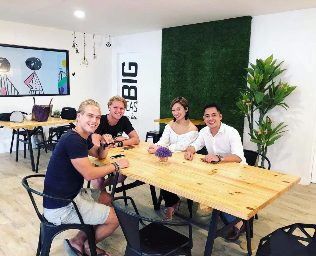 Murals And Cafe Albergue Cebu