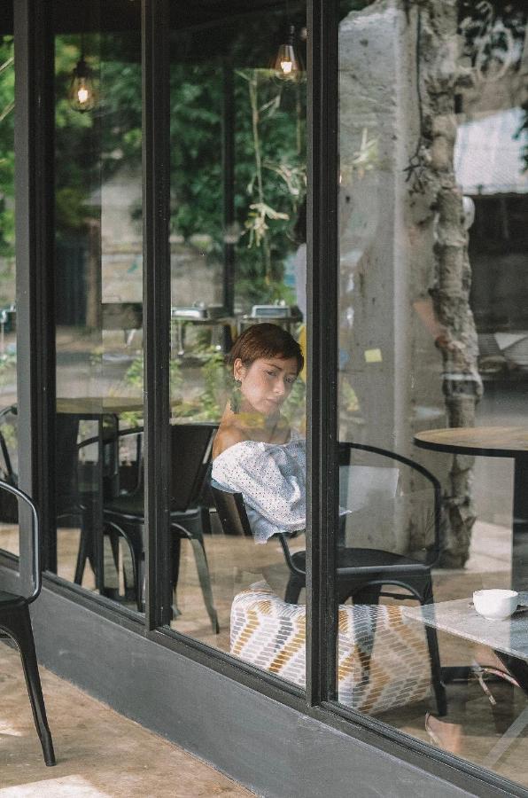 Albergue Murals And Cafe