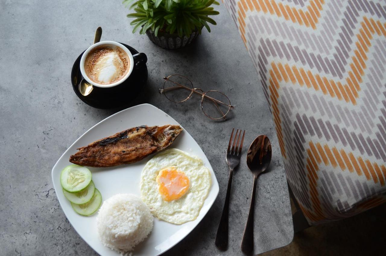 Murals And Cafe * Cebu