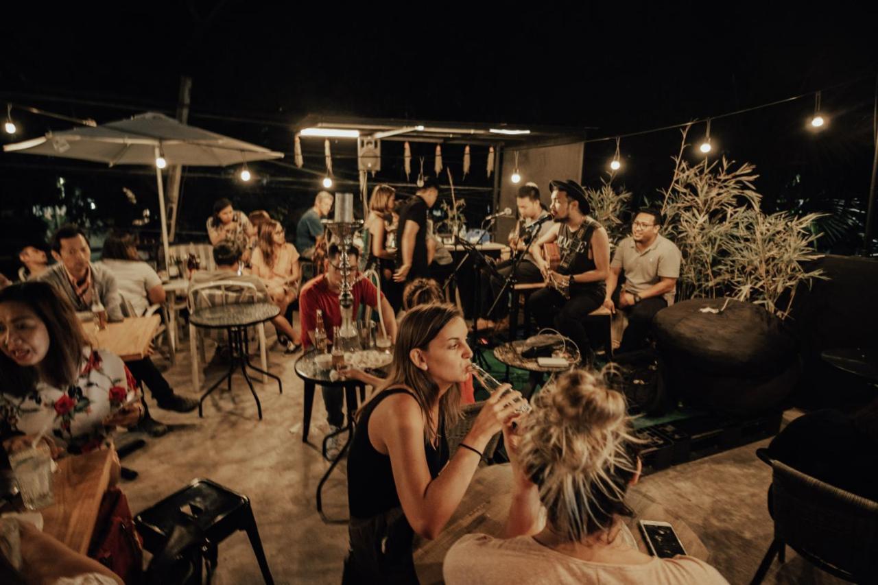 Murals And Cafe * Cebu