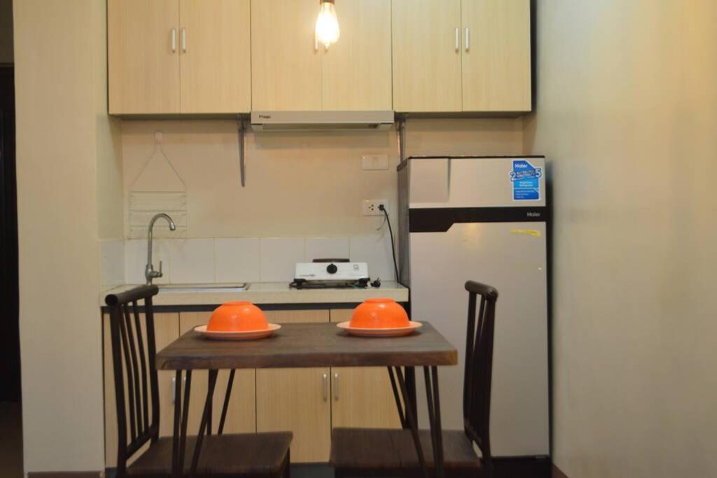 Dencio's Crib Apartment Lapu-Lapu City