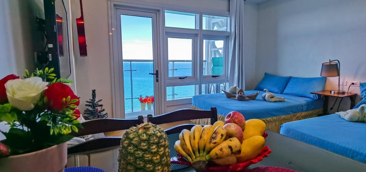 Bahay bakasyunan Oceanfront At Arterra, Fast Wifi, Nflix, Kitchen -c Lapu-Lapu City