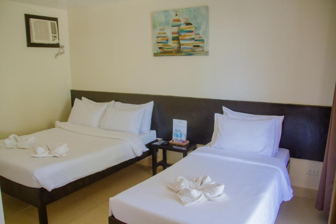 La Playa Estrella Resort