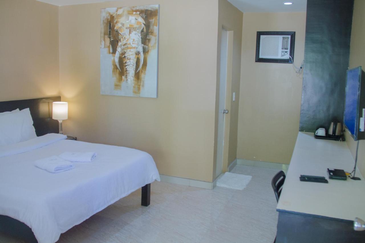 La Playa Estrella Resort