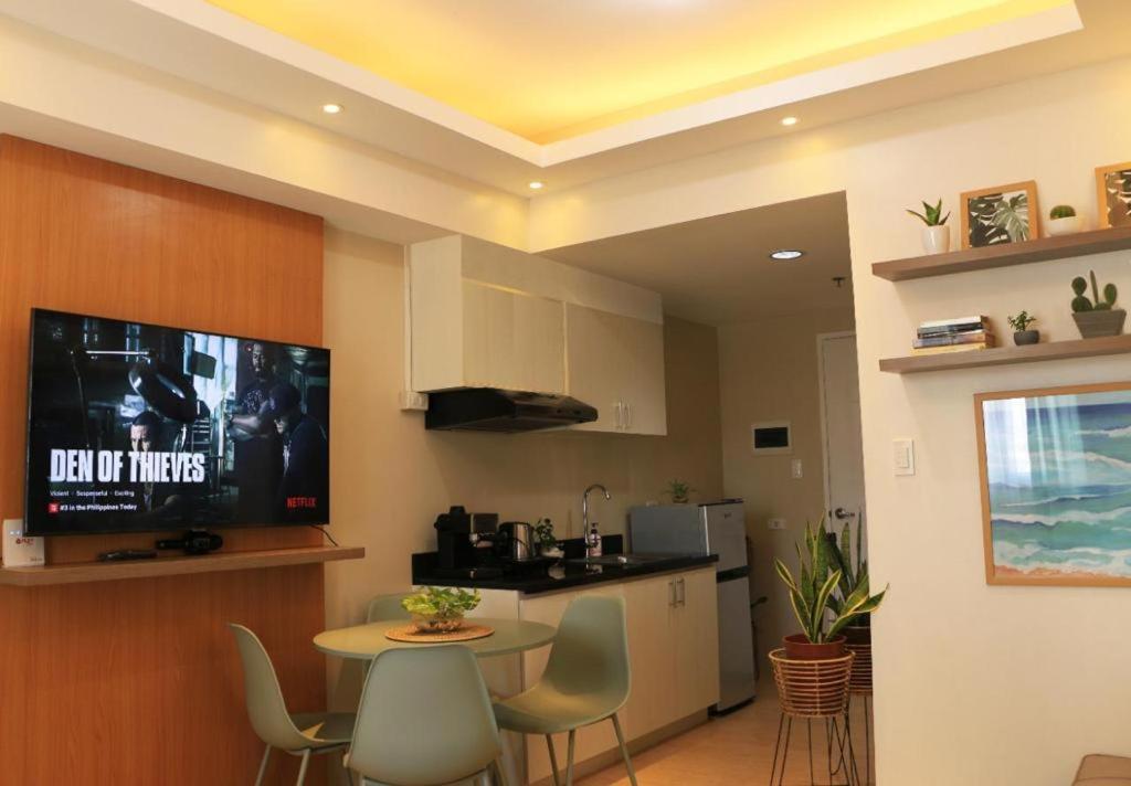 Joyful Hub With Netflix At Sunvida * Cebu