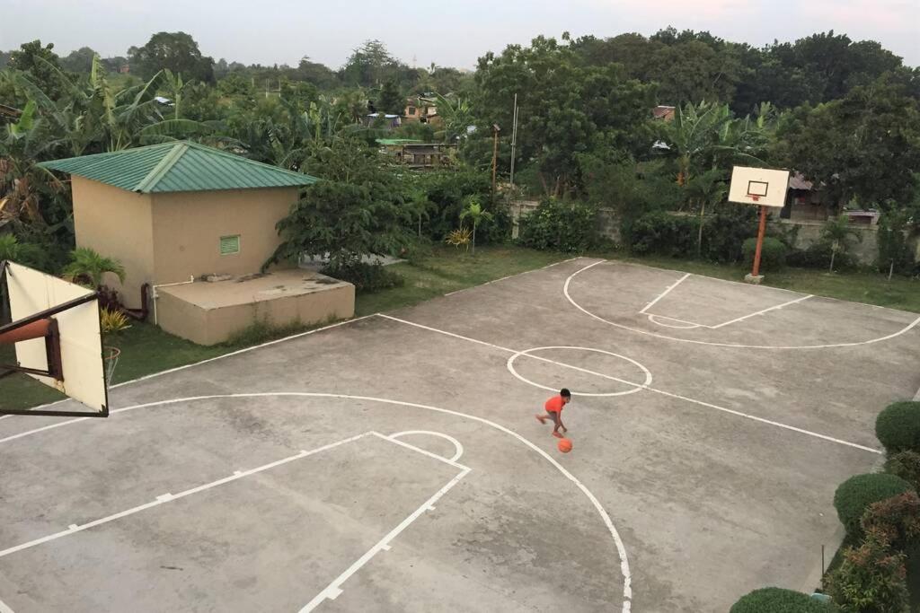 Dencio's Crib
