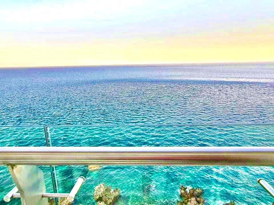 Grand Condo-hotel With Breathtaking Seaside Views In Lapu-lapu, Cebu * Lapu-Lapu City