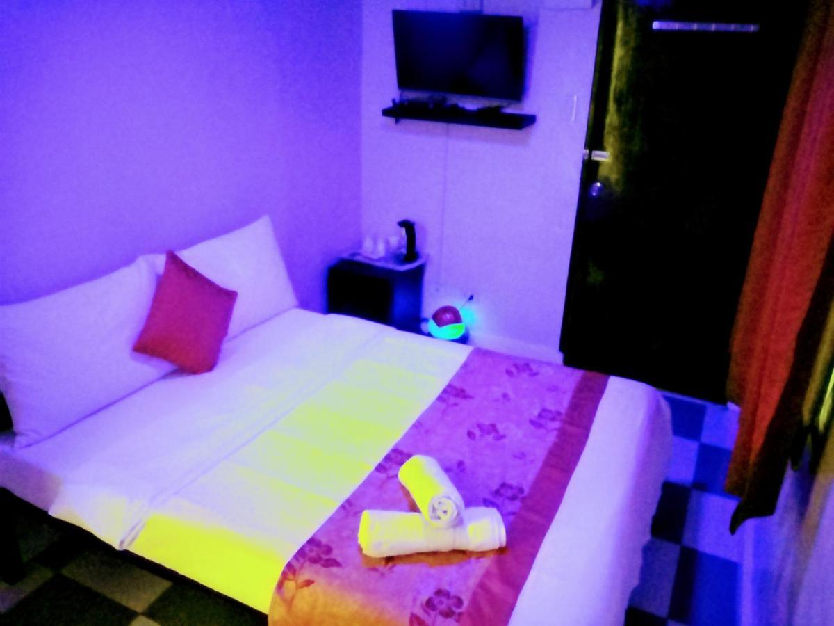 Hostel Halfway House Mactan Cebu Airport Lapu-Lapu City