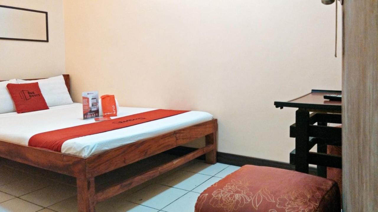 bahay-panuluyan Reddoorz Near Baclay Drive Super Metro Cebu
