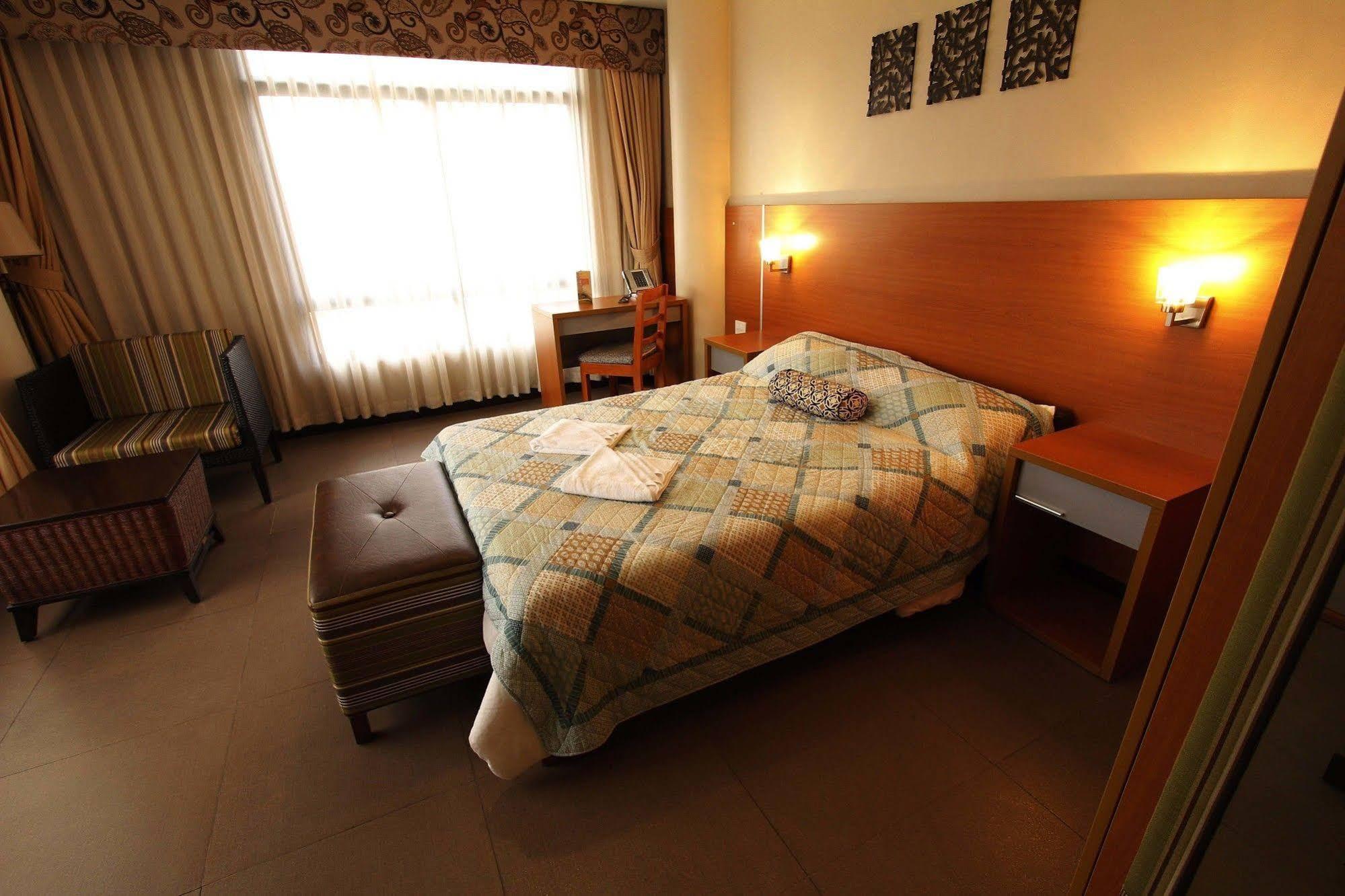 Hotel Fuente Oro Business Powered By Cocotel 3*