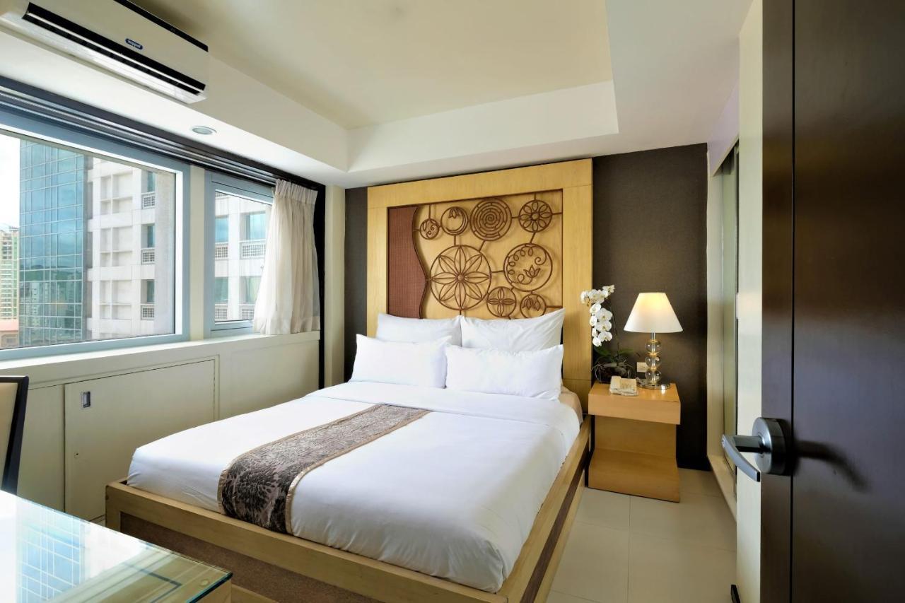 Hotel Quest & Conference Center 3*