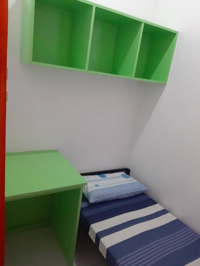 Hostel Thrice Admirable *