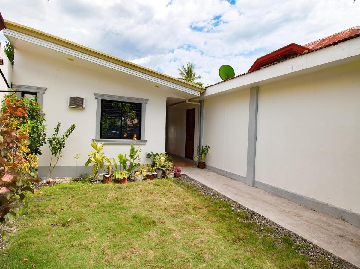 Hotel Oyo 777 Rn Moalboal