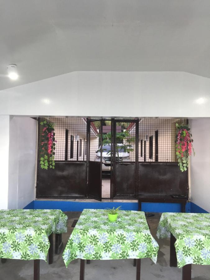 Inn En House