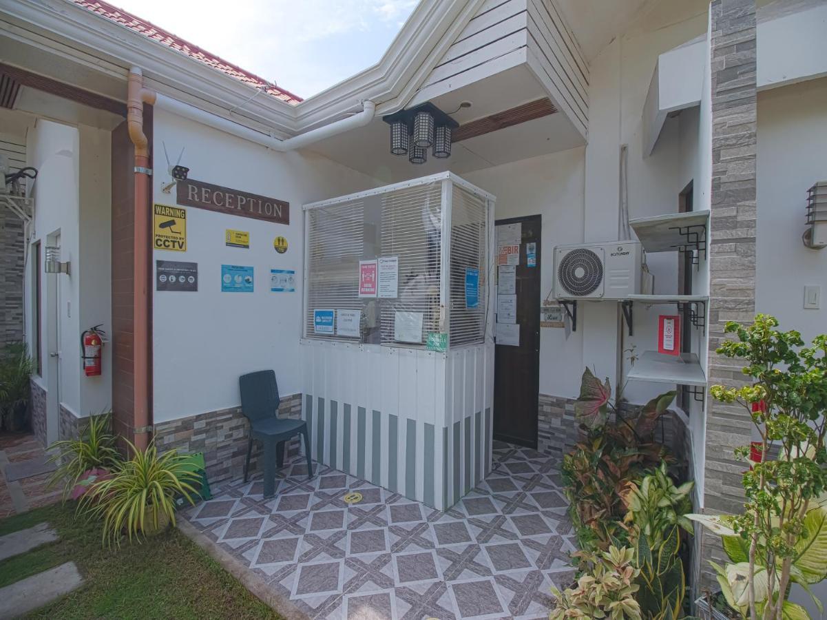 Oyo 771 Darius' Residences Hotel 3*
