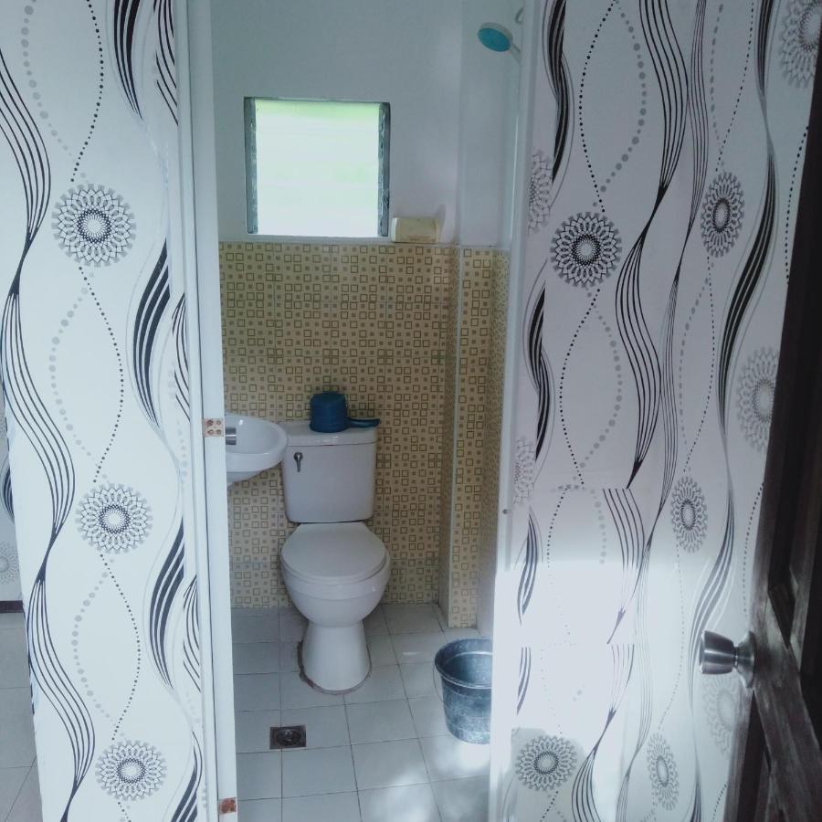 Lake House Resort Resort Badian