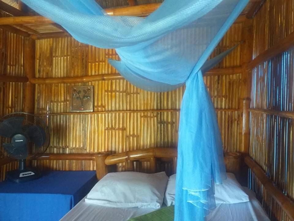 Homestay Bamboo Huts Moalboal