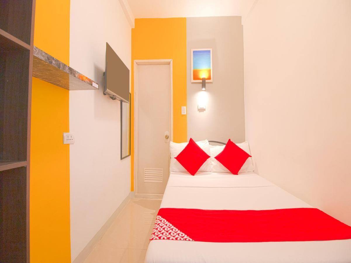 Barrio House Mactan Hotel