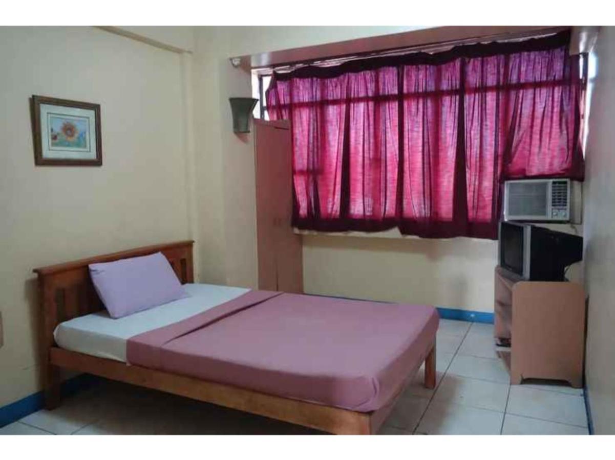 Oyo 672 Capitol Tourist 2* Cebu