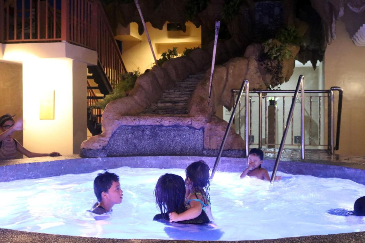 Palm Grass Hotel Cebu