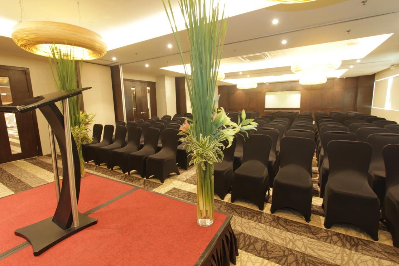 Hotel Bayfront North Reclamation Cebu