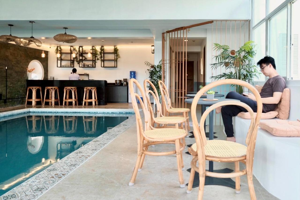 Beds & Friends Mactan With Pool And Bar * Lapu-Lapu City