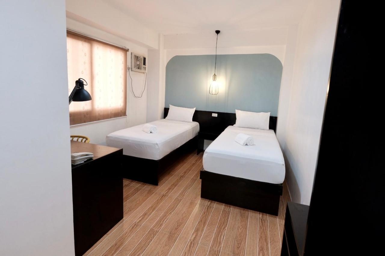 Beds & Friends Mactan With Pool And Bar Bed & Breakfast Lapu-Lapu City