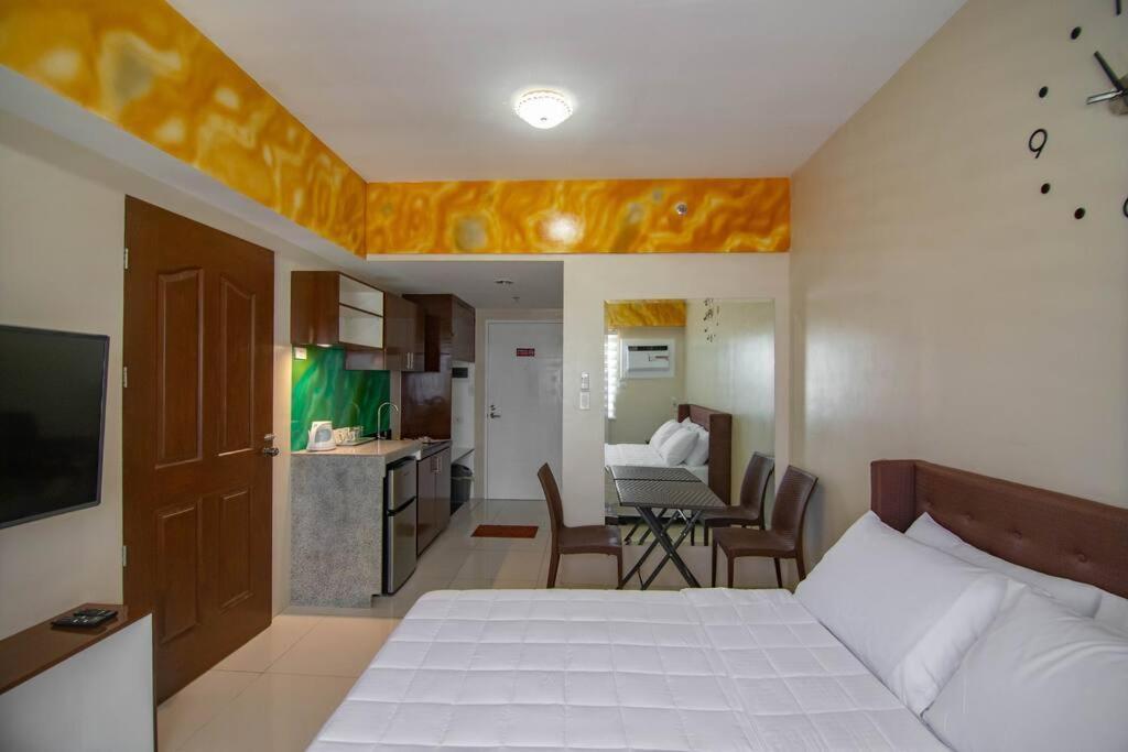 1822 Deluxe Twin - Migas Haven At Sunvida Tower Apartment