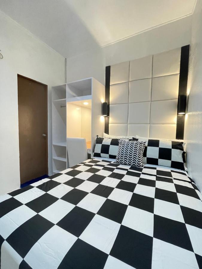 Budget Hostel *