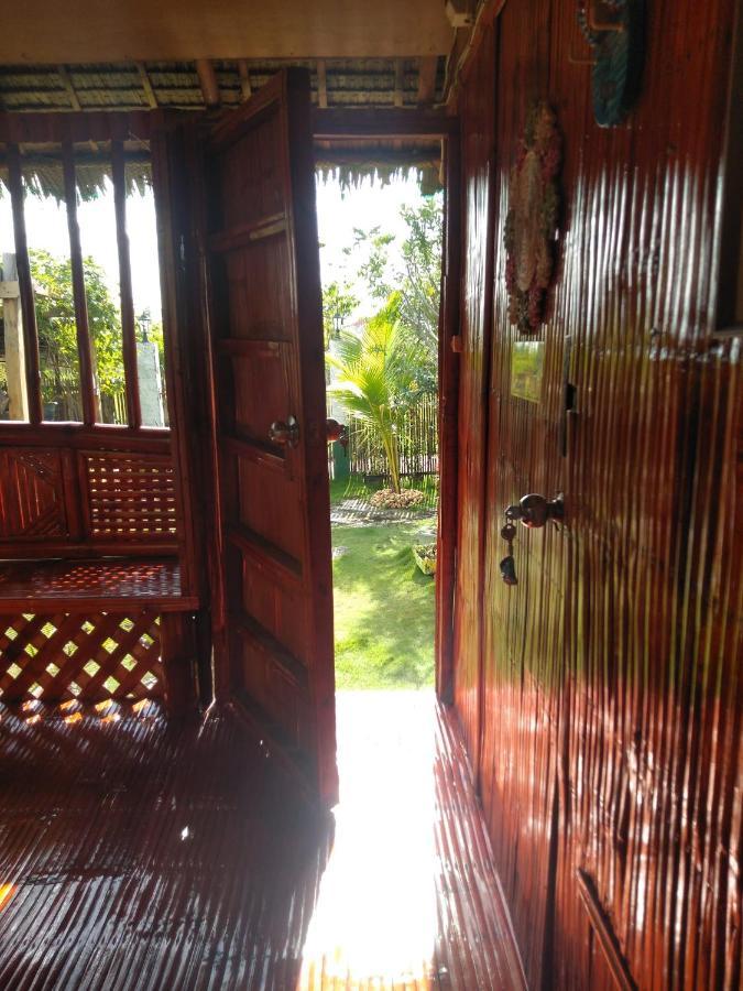 Titanic's Nipa Hut