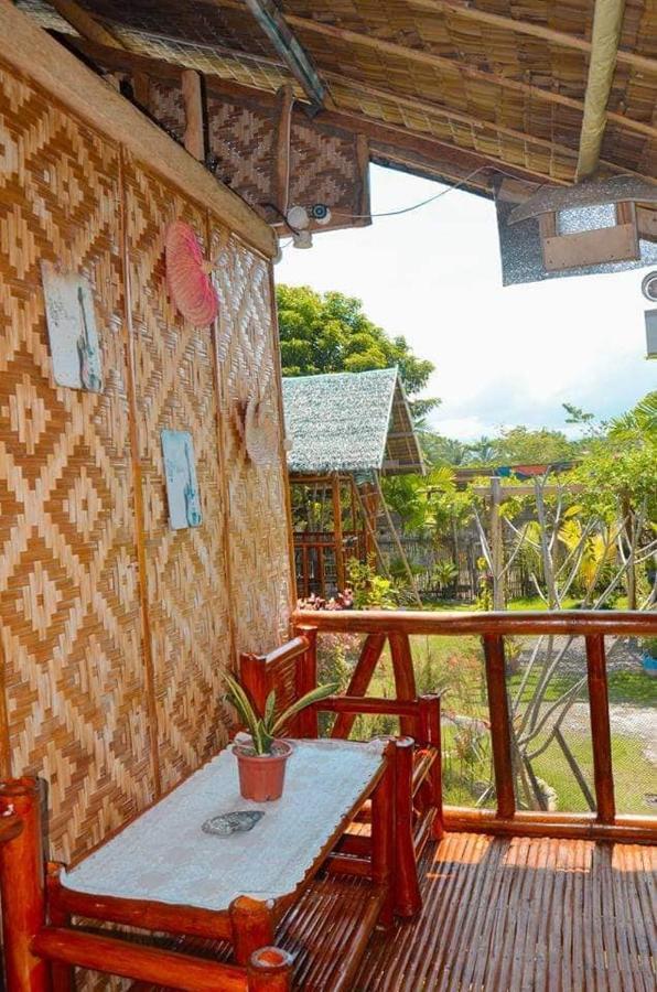 Hostel Titanic's Nipa Hut
