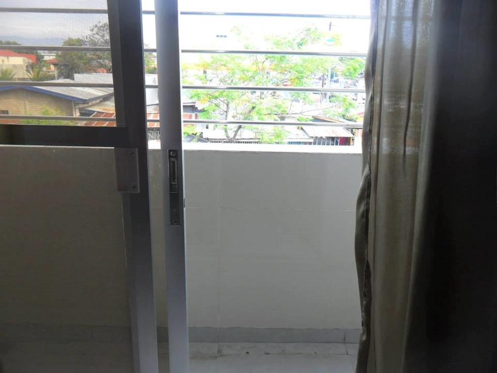Bnt bahay-panuluyan 2*