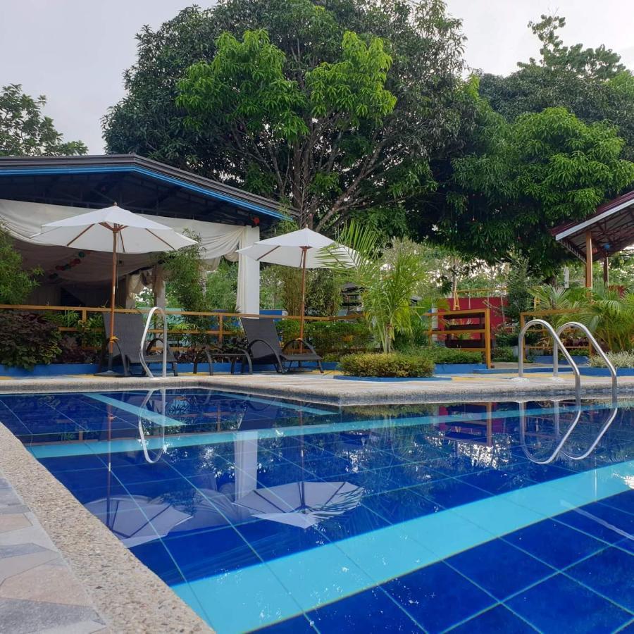 Susane Bed & Breakfast Balamban