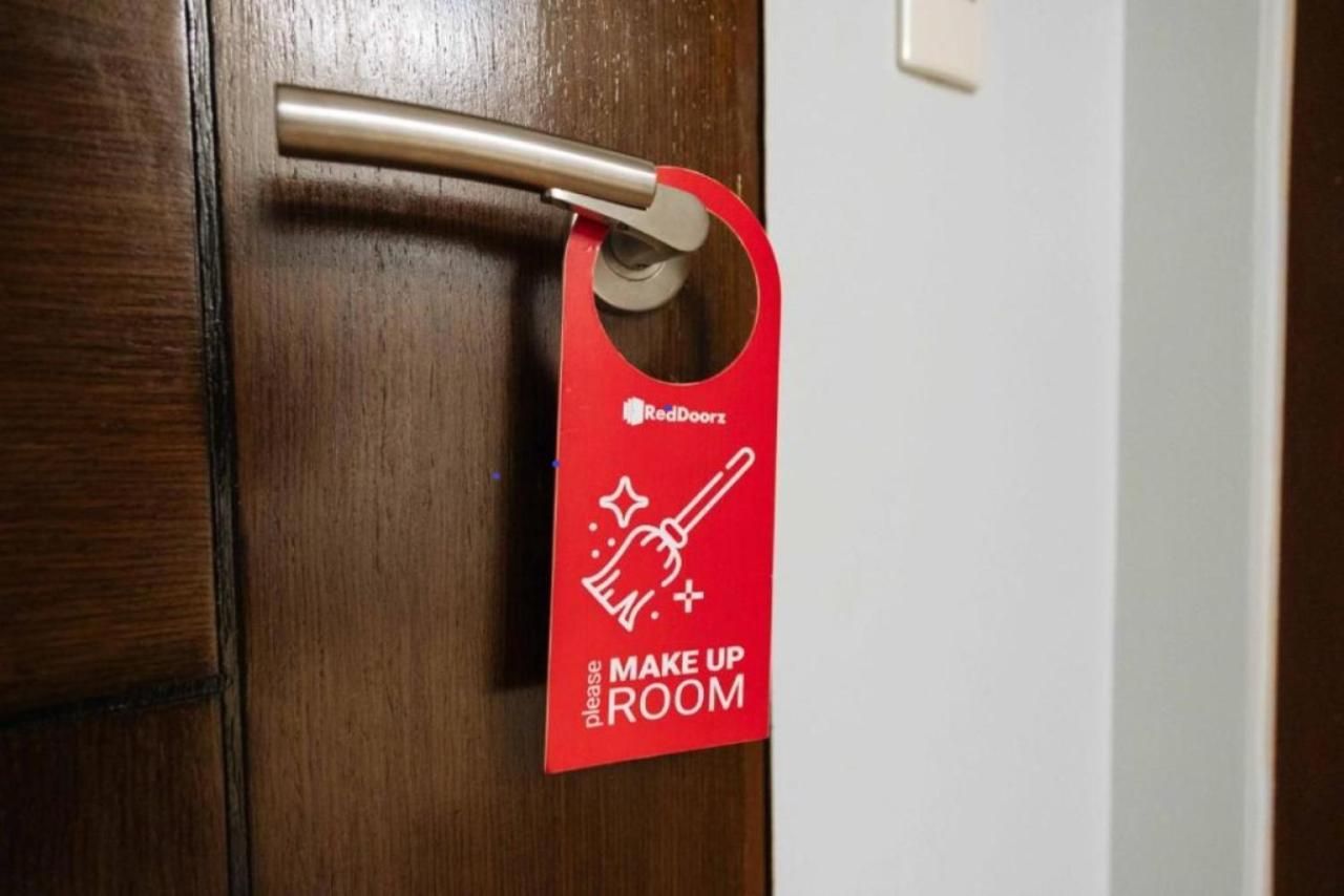 Hotel Reddoorz Near Mango Avenue Cebu