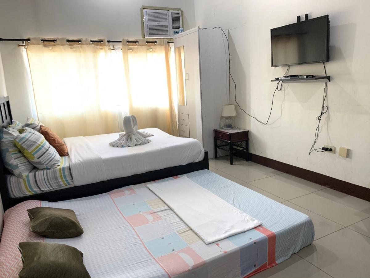 Luxanos Place- San Marino * Cebu