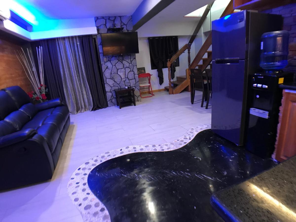 Clockworkorange Luxury Suites With Netflix * Lapu-Lapu City
