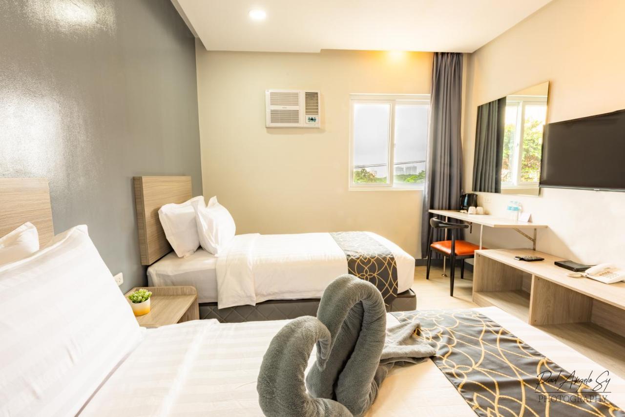 Hotel One 3*