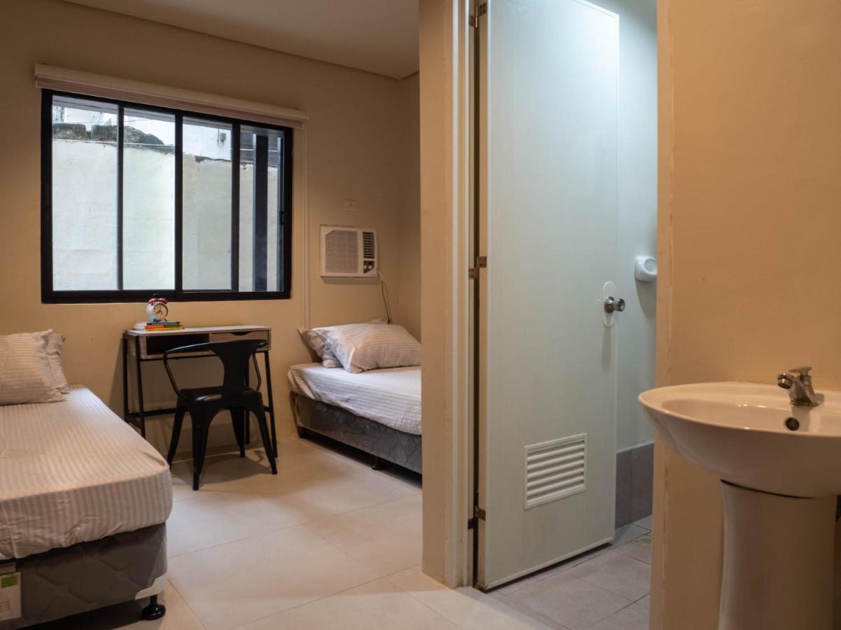 Hostel Easy Living Residences Cebu