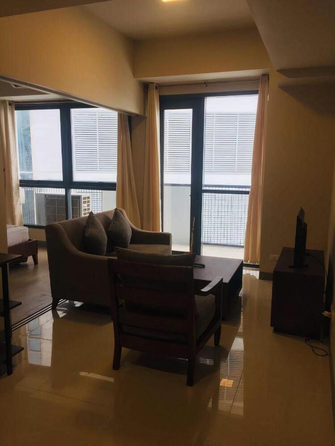 Apartamento Mactan Newtown One Manchester Palace