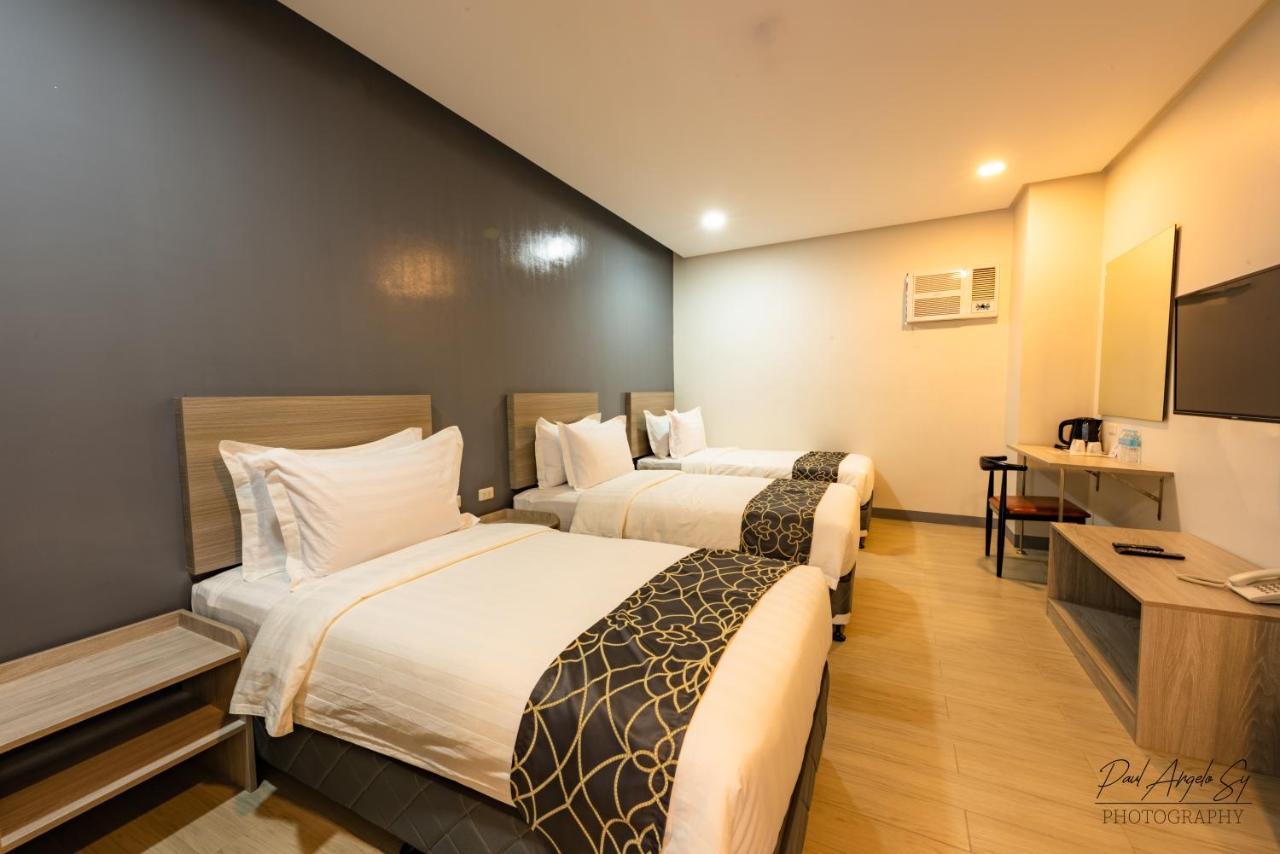 Hotel One 3*