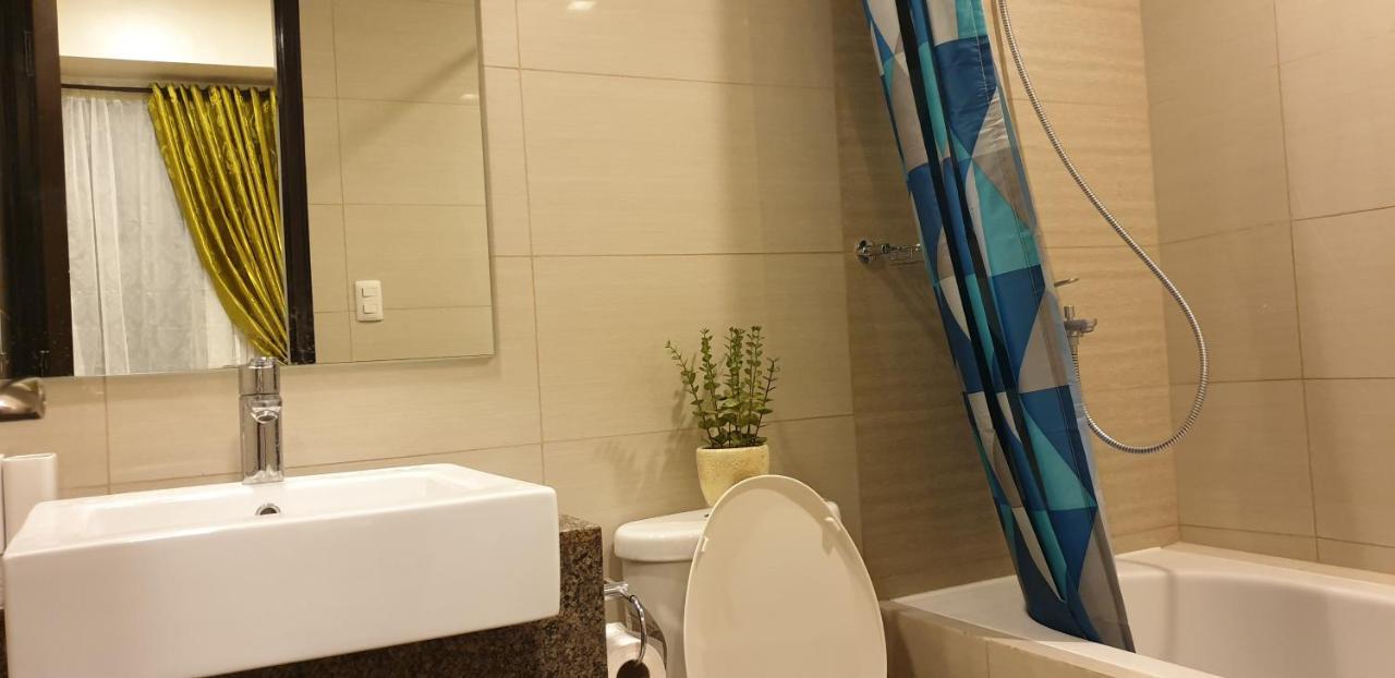 Aparthotel Mactan Newtown With Sun Set And Garden View Cebu
