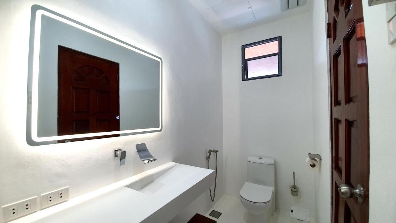 Pawikan Boutique 3* Moalboal