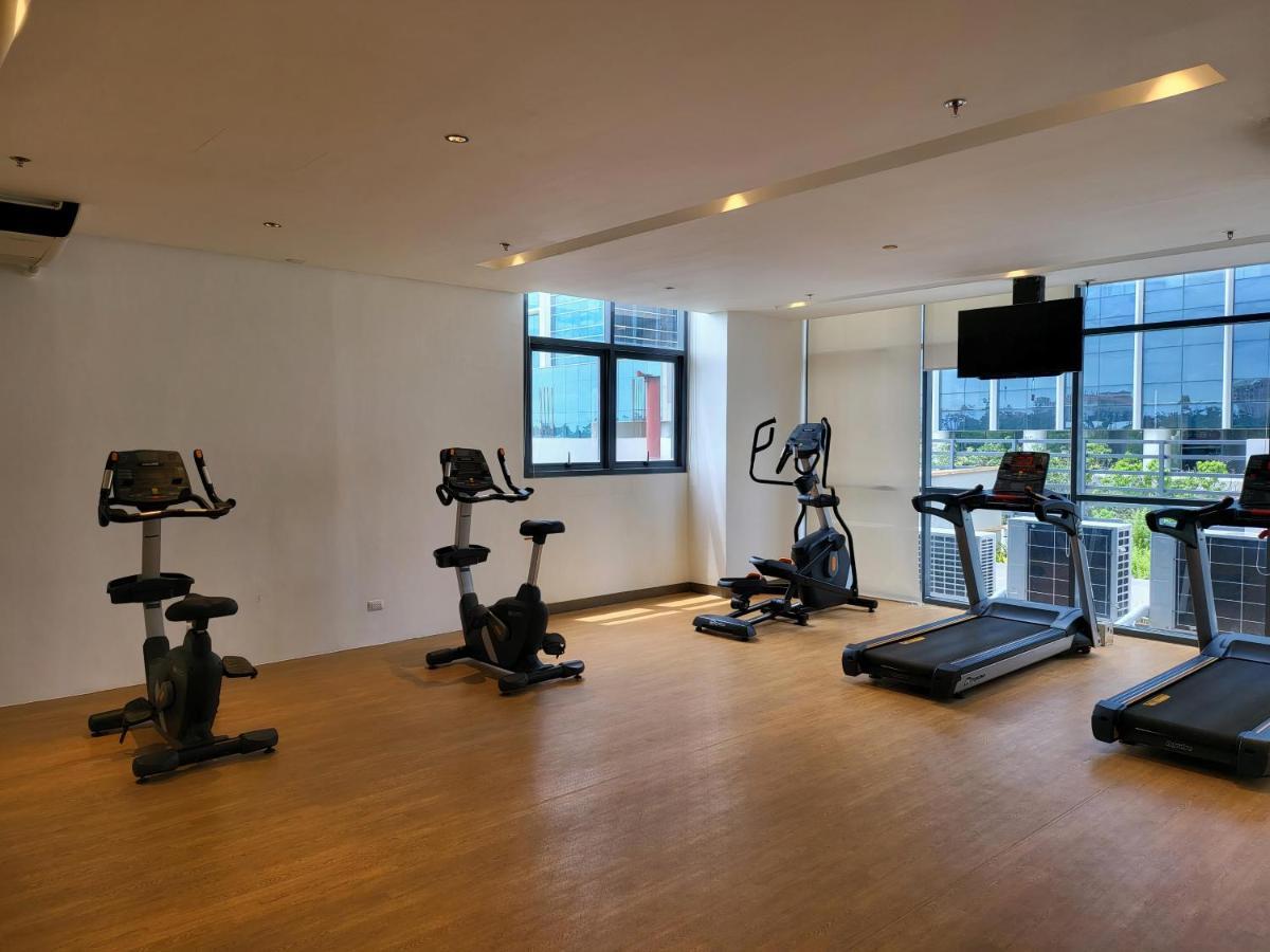 Apartamento Mactan Newtown One Manchester Palace *