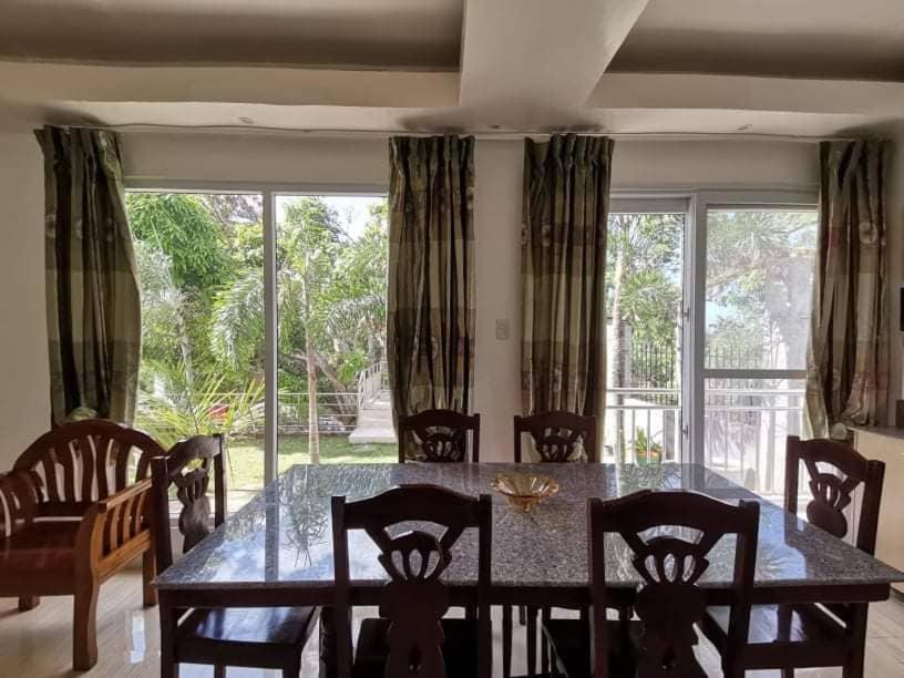 Marlene's Hilltop Apartment Cebu