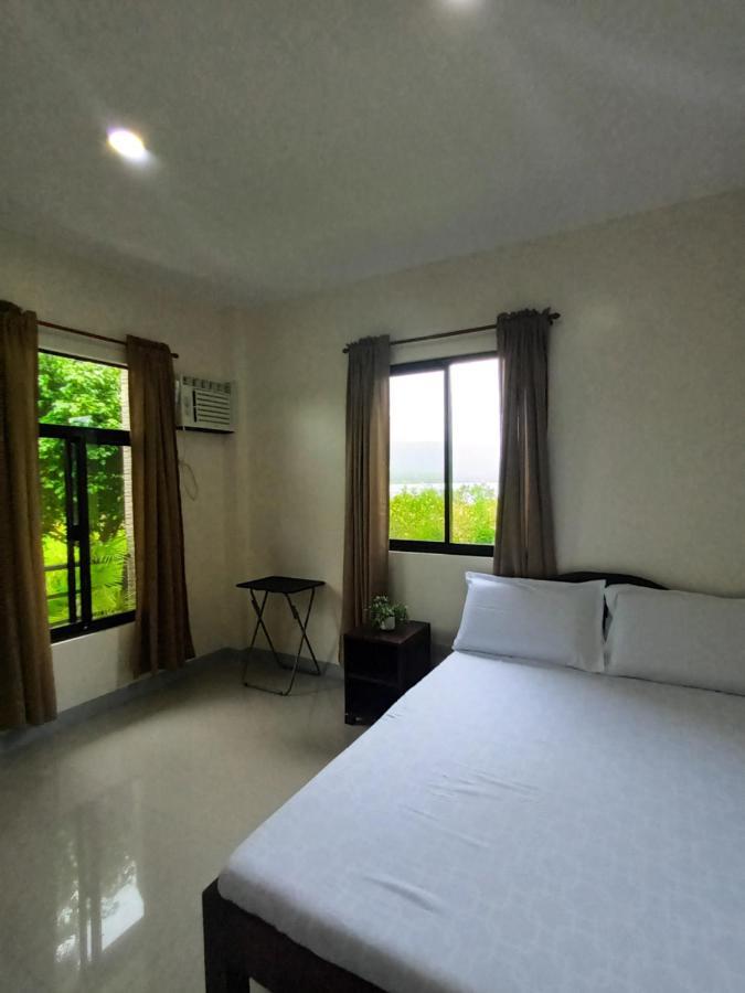 Hostel Grae's Apartelle *
