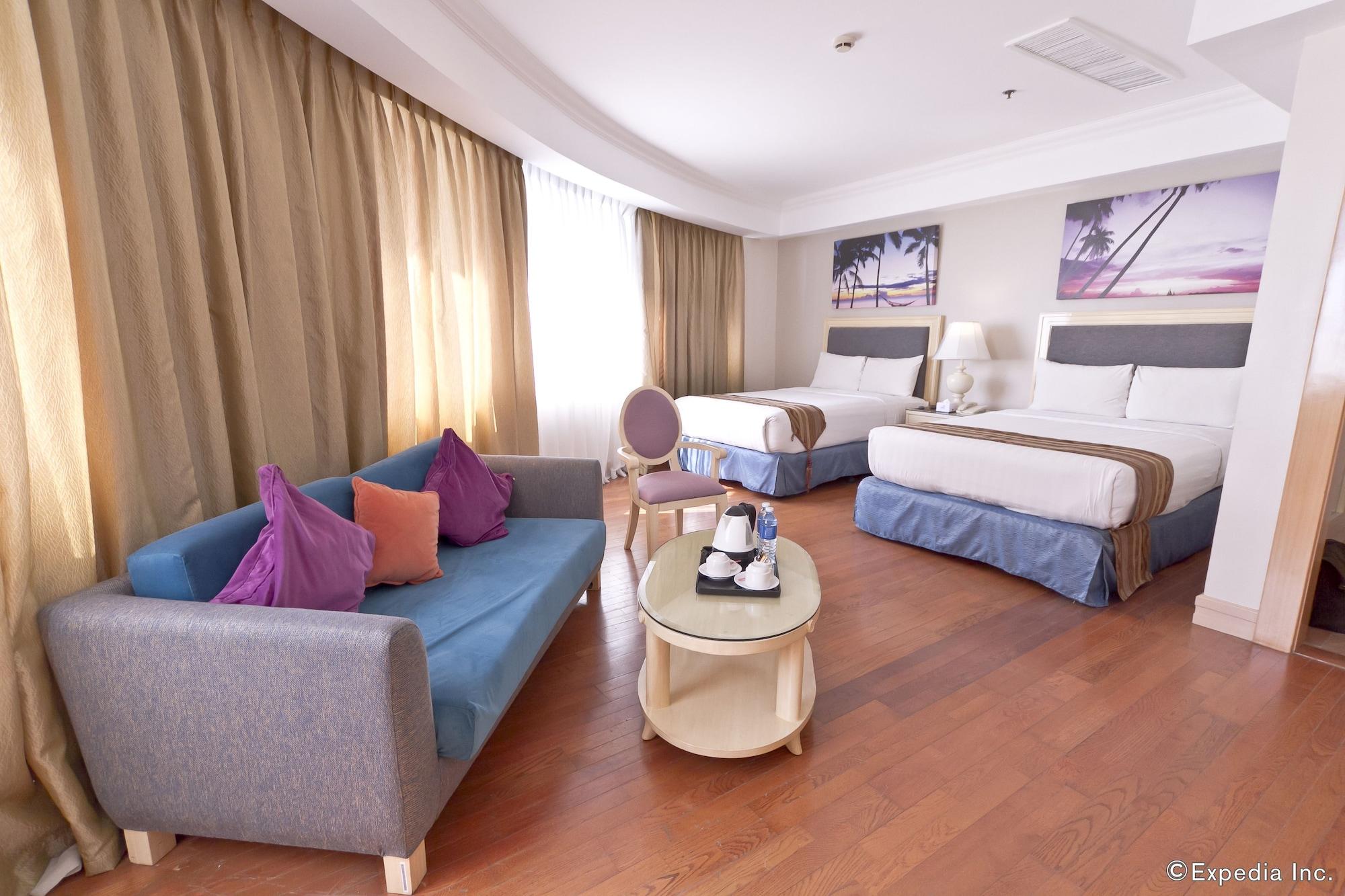 Crown Regency & Towers 4*