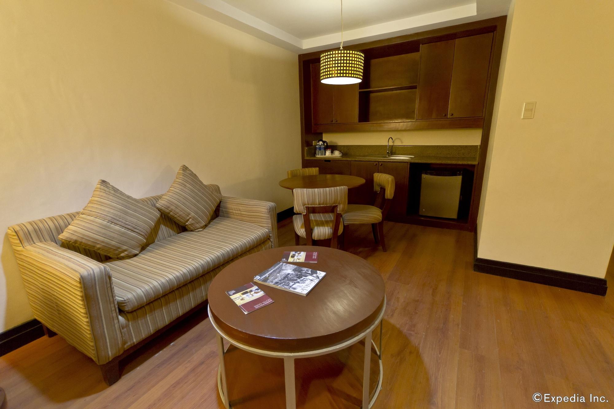 Hotel Crown Regency & Towers Cebu