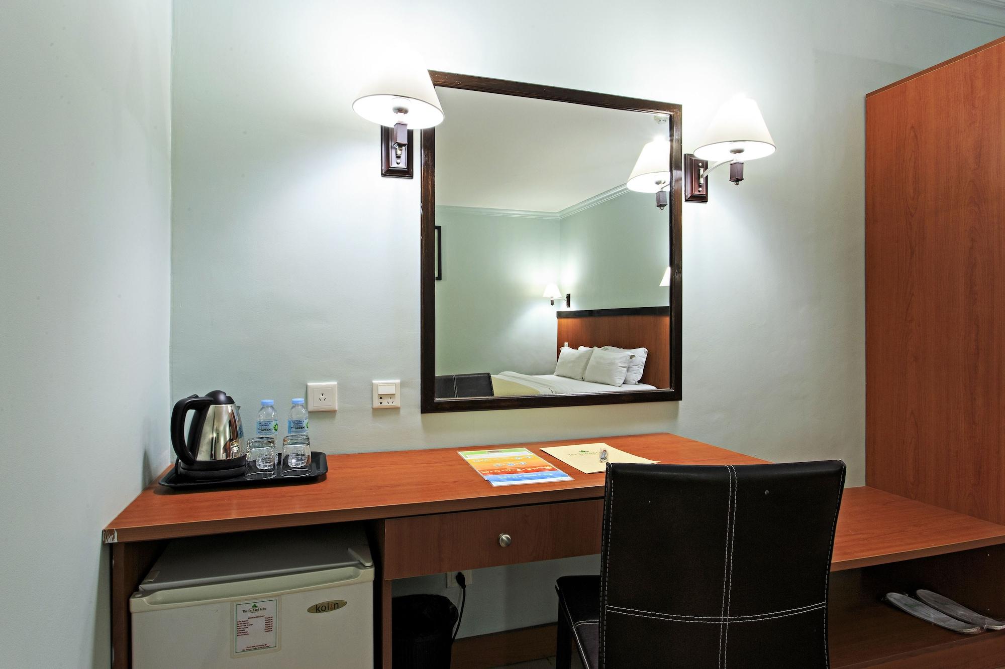 The Orchard & Powered By Cocotel 3*