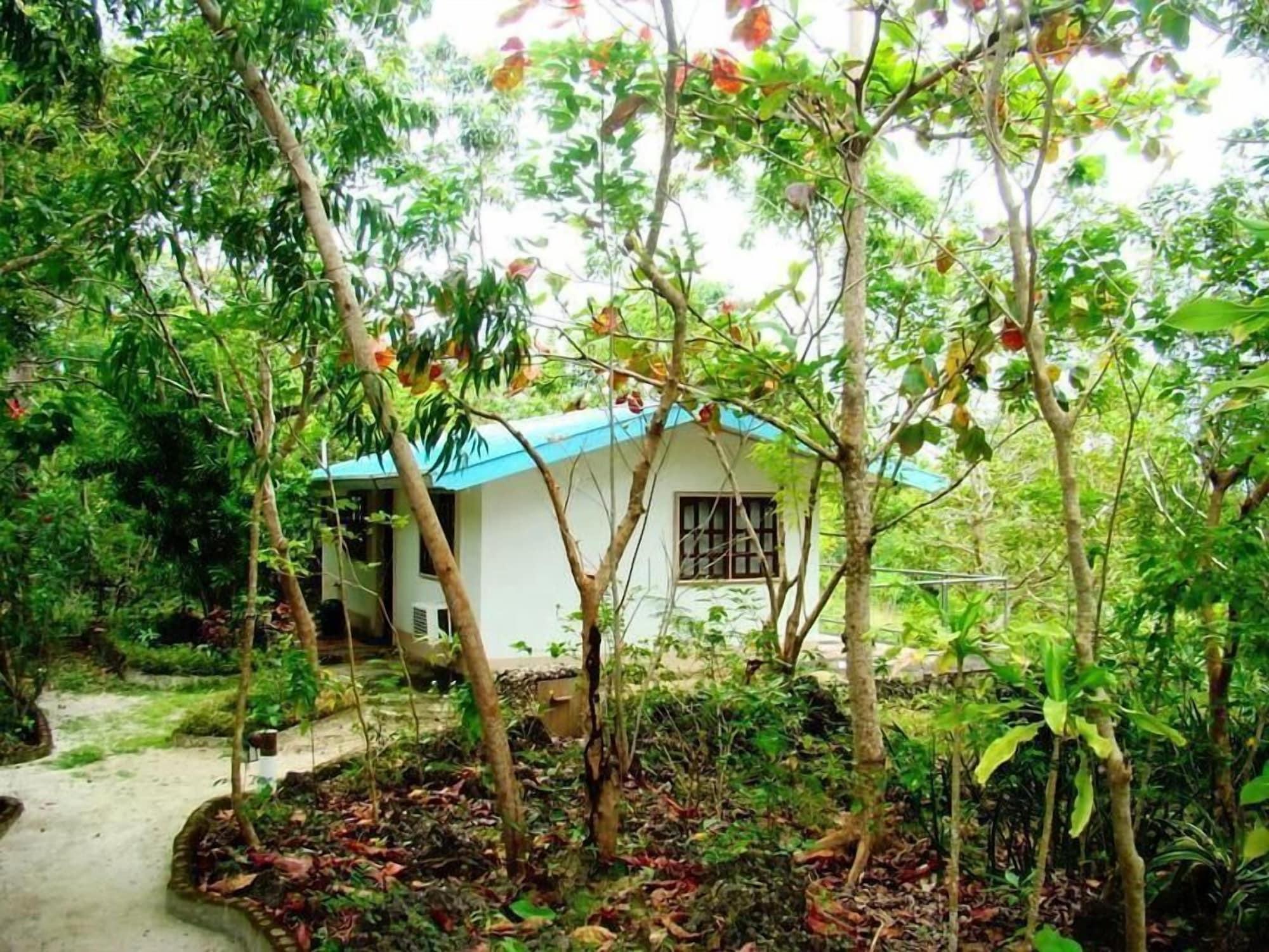 Hotel Bantayan Island Nature Park And Tamiao