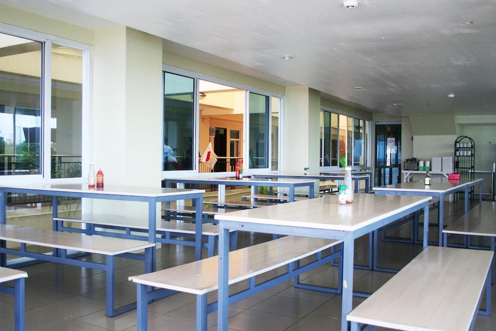 Hotel Cleverlearn Residences